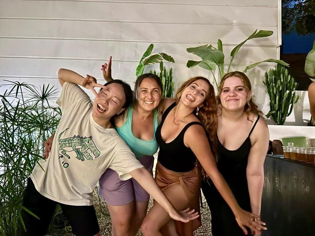 Be Bold Hostel アンタルヤ エクステリア 写真